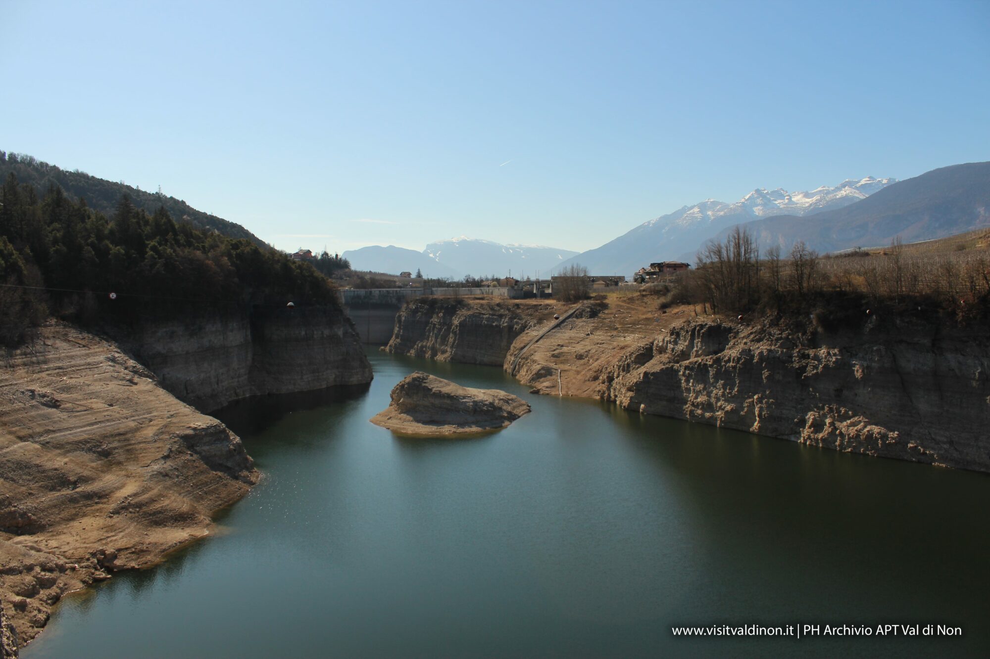 Walk to the Lake of Santa Giustina