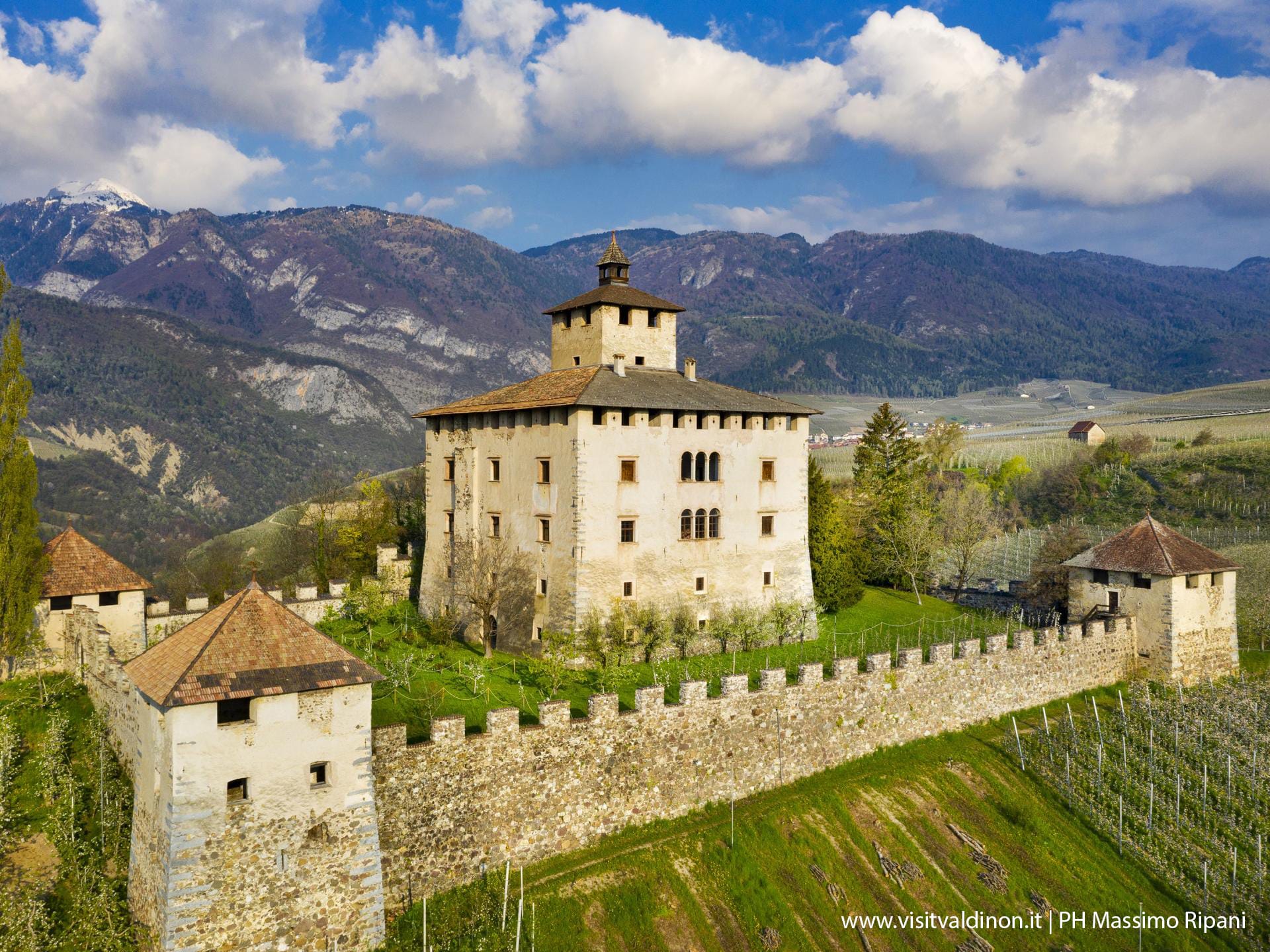 Passeggiata a Castel Nanno