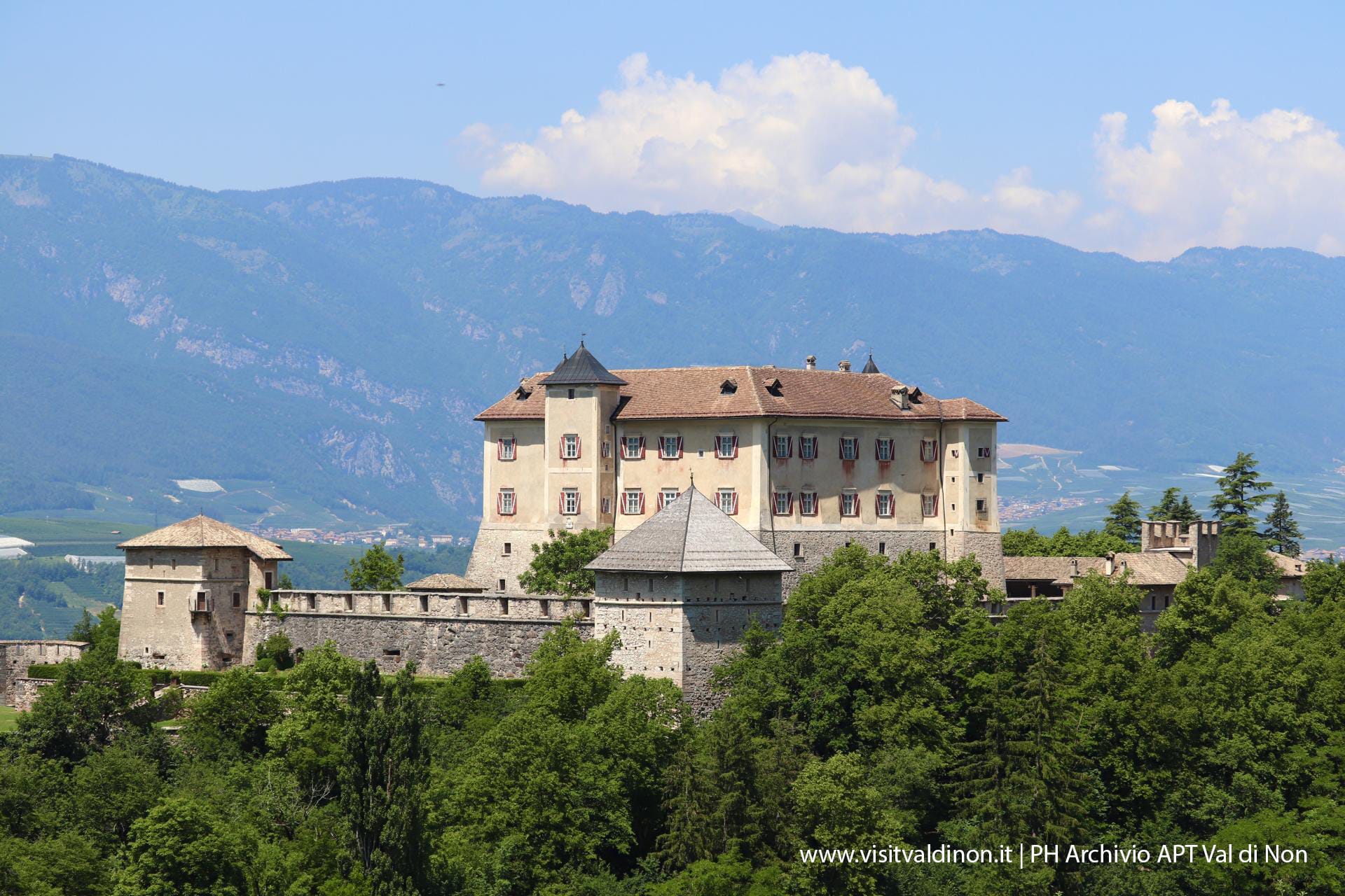 Passeggiata a Castel Thun